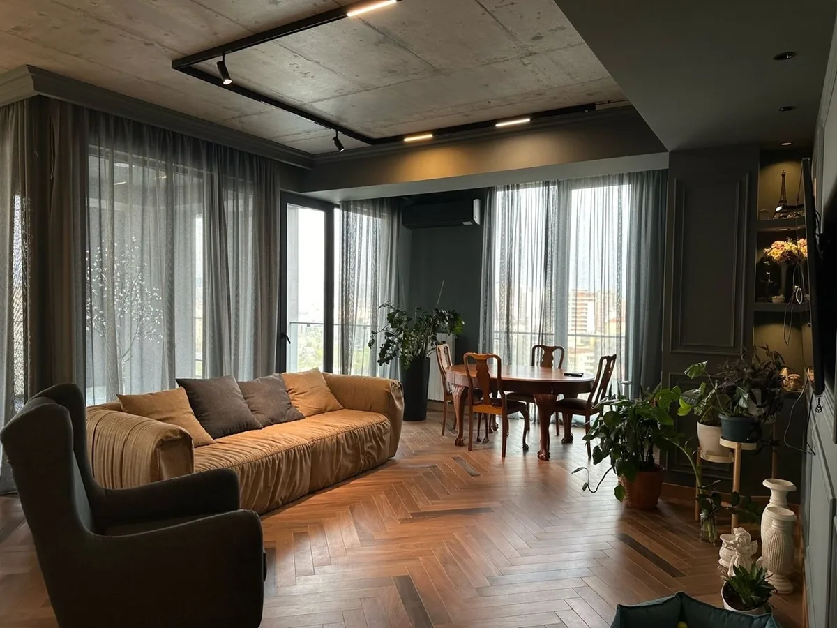 Penthouse, 3 Bedrooms · 183 m²